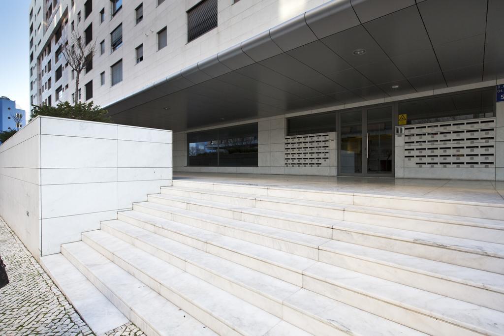 Oriente Marina Apartments By Apt Iin - Parque Das Nacoes Lisbona Esterno foto